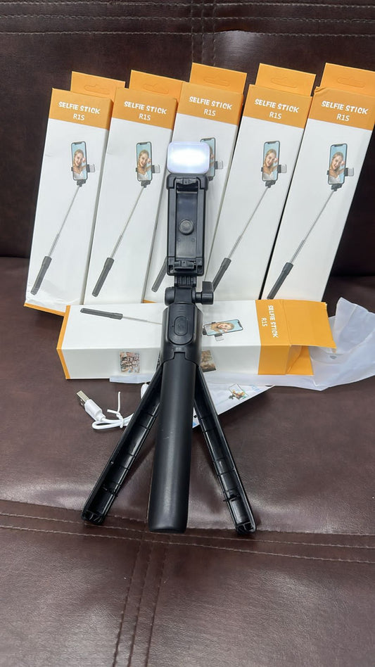 Bluetooth Selfie Stick & Tripod – 360° Rotating